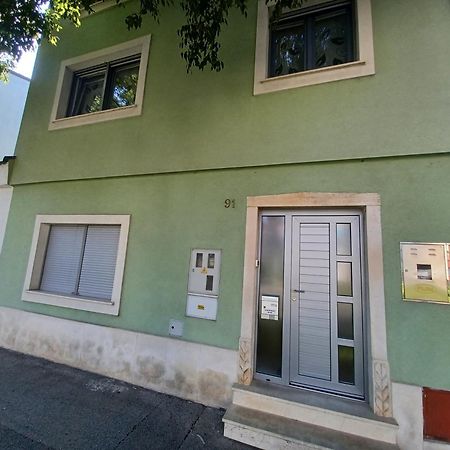 Vile Park Apartments Pula Ngoại thất bức ảnh